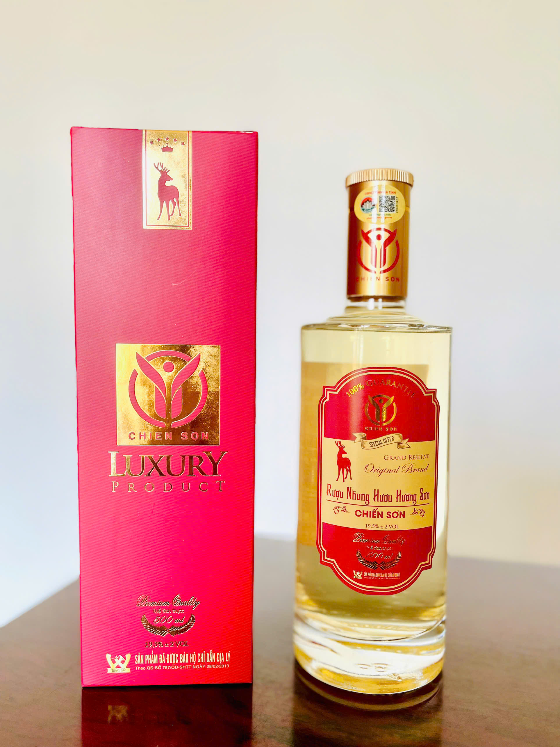 Rượu Nhung Hươu Chiến Sơn 500ml đỏ
